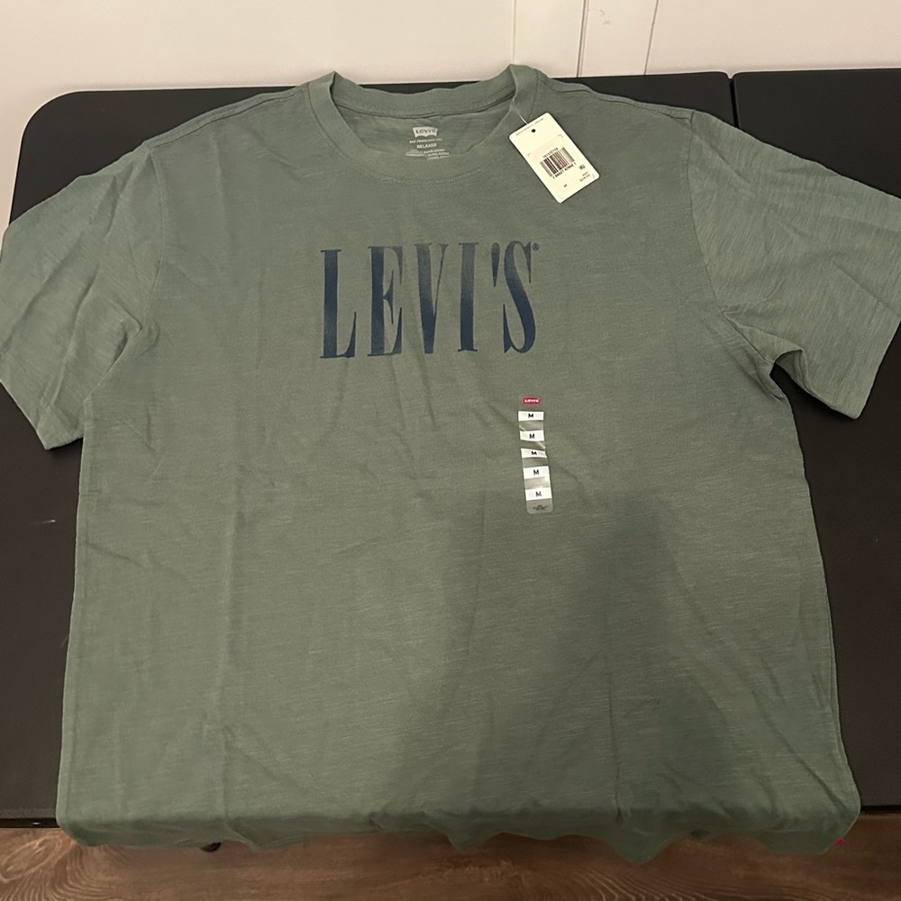 Levi’s Men T-Shirt